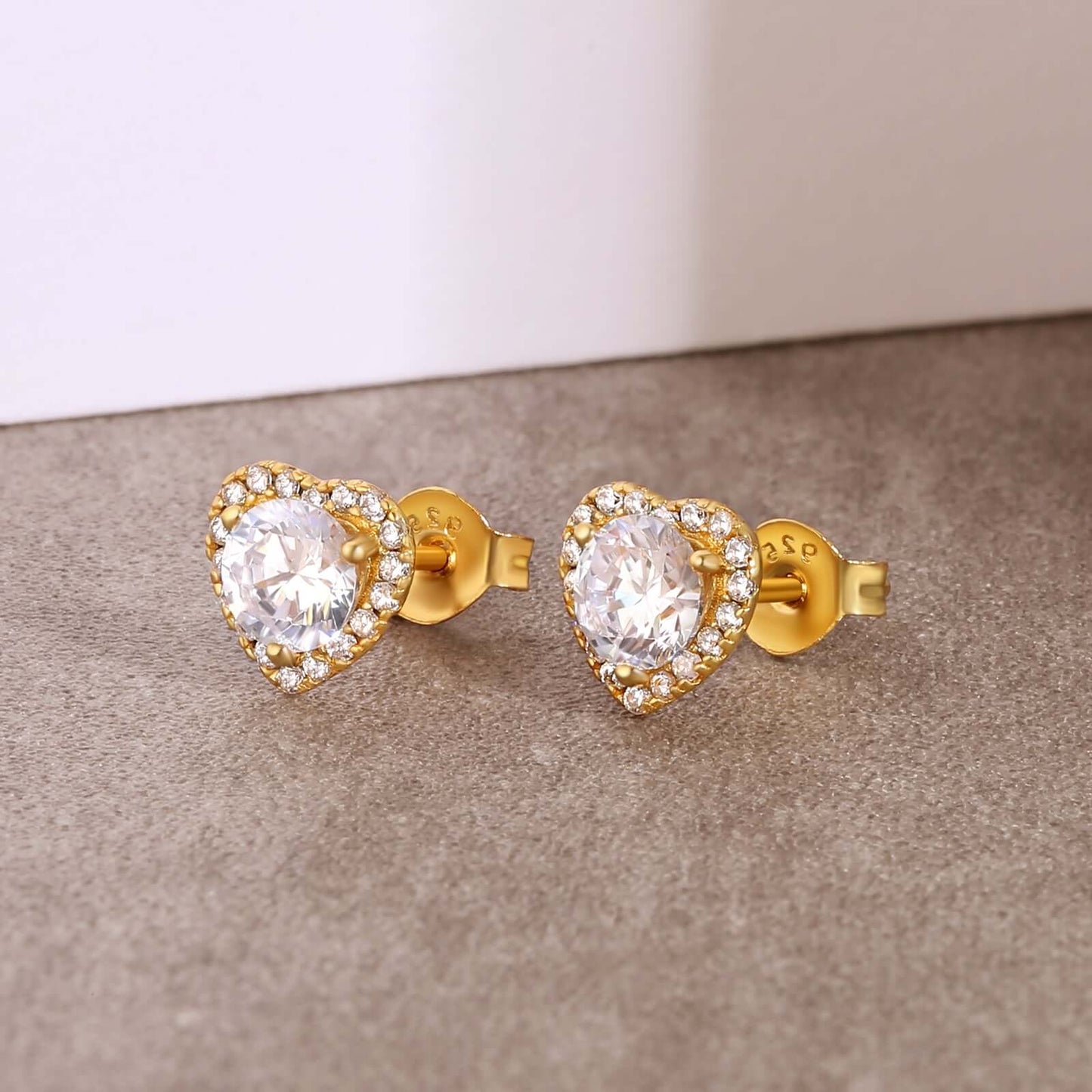 Iced Out CZ Stone Heart-shaped Stud Earrings In 14K Gold